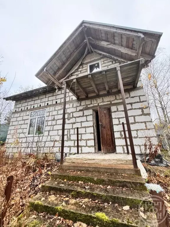 Дом в Ленинградская область, Выборгский район, Полянское с/пос, пос. ... - Фото 1