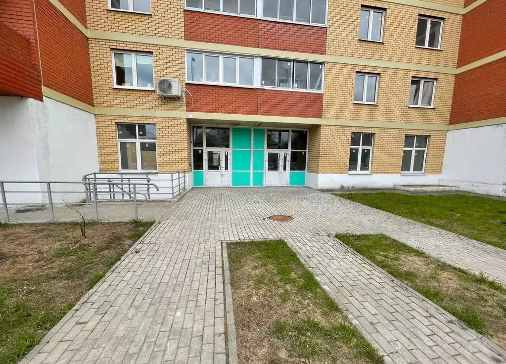 Помещение свободного назначения в Московская область, Лобня Батарейная ... - Фото 1