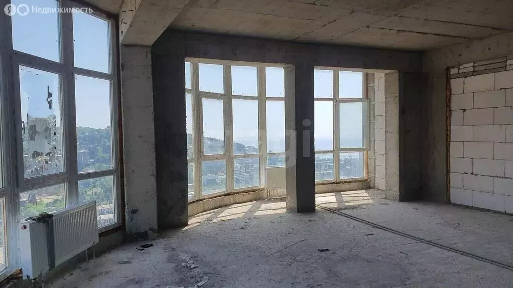 2-комнатная квартира: Ялта, Ореховая улица, 23 (105 м) - Фото 1