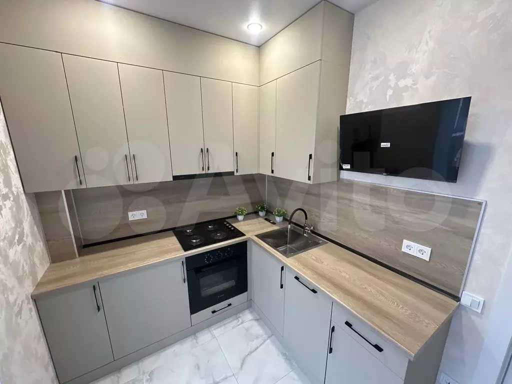 1-к. квартира, 42 м, 4/8 эт. - Фото 1