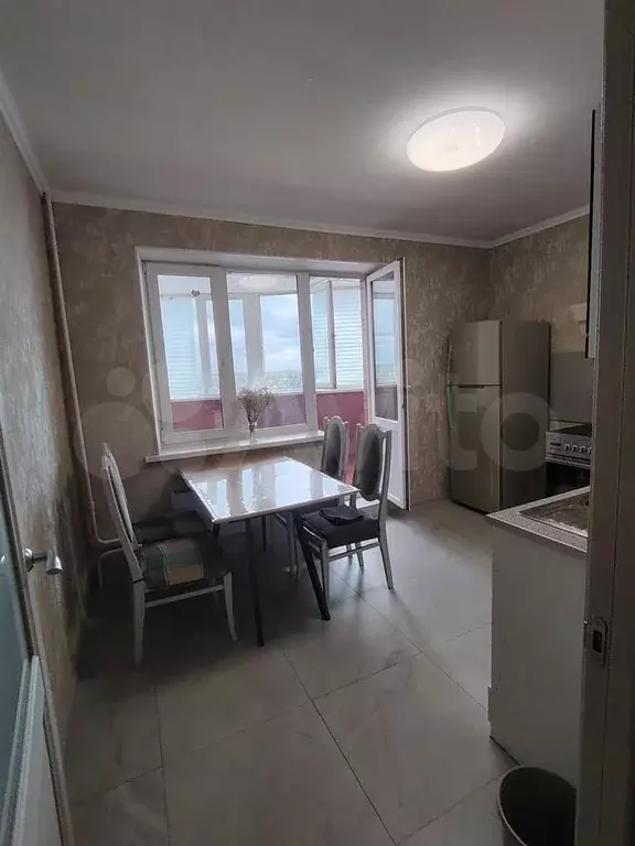 1-к. квартира, 55 м, 8/17 эт. - Фото 1
