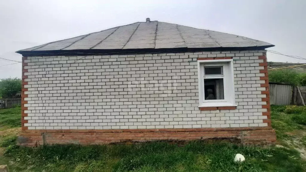 Дом в Белгородская область, Валуйки ул. Гагарина (33 м) - Фото 1