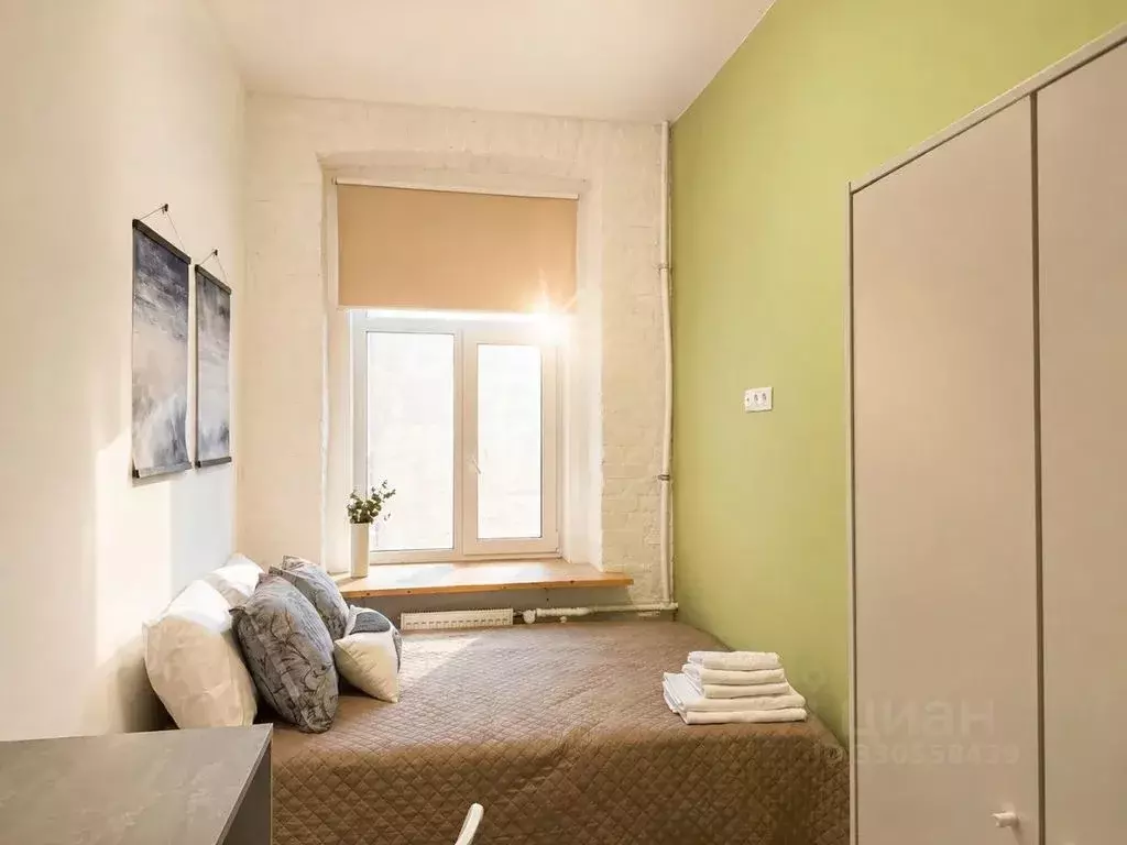 Комната Санкт-Петербург просп. Малый Васильевского острова, 30-32Б - Фото 1