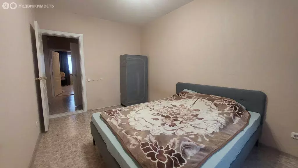 3-комнатная квартира: Барнаул, улица Шумакова, 61 (77 м) - Фото 1