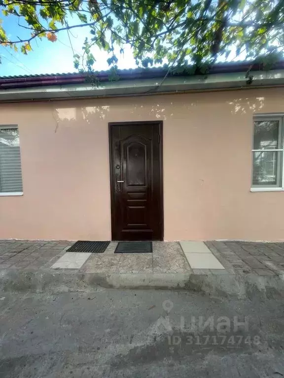 Дом в Дагестан, Махачкала ул. Порт-Петровская, 18 (40 м) - Фото 0