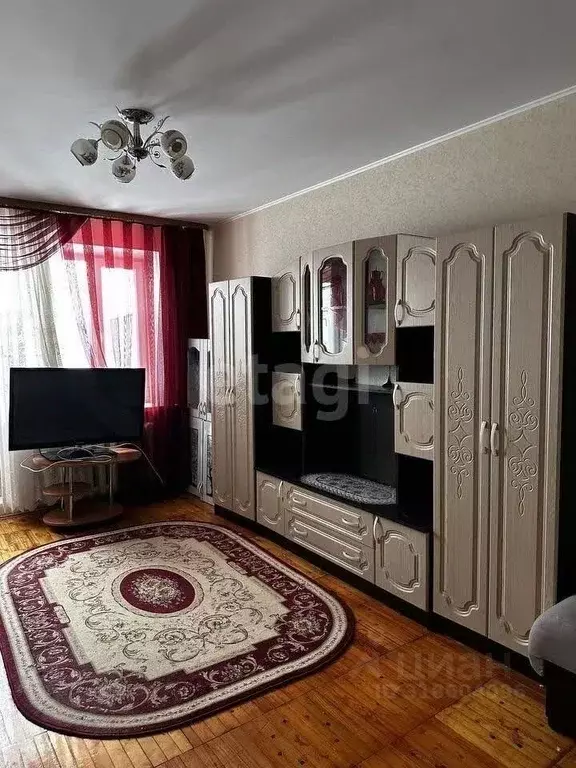 1-к кв. Свердловская область, Среднеуральск Исетская ул., 1 (33.4 м) - Фото 0