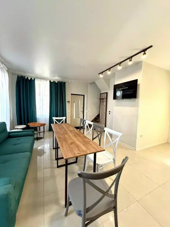 Дом в Свердловская область, Екатеринбург ул. Полеводов, 13 (83 м) - Фото 1