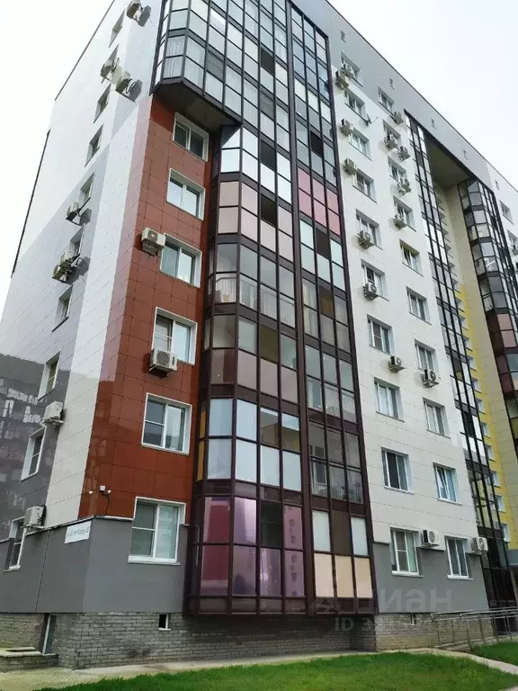 3-к кв. Самарская область, Тольятти ул. 40 лет Победы, 43 (66.0 м) - Фото 1