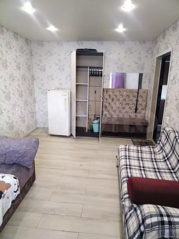 Комната 18 м в 4-к., 6/9 эт. - Фото 0
