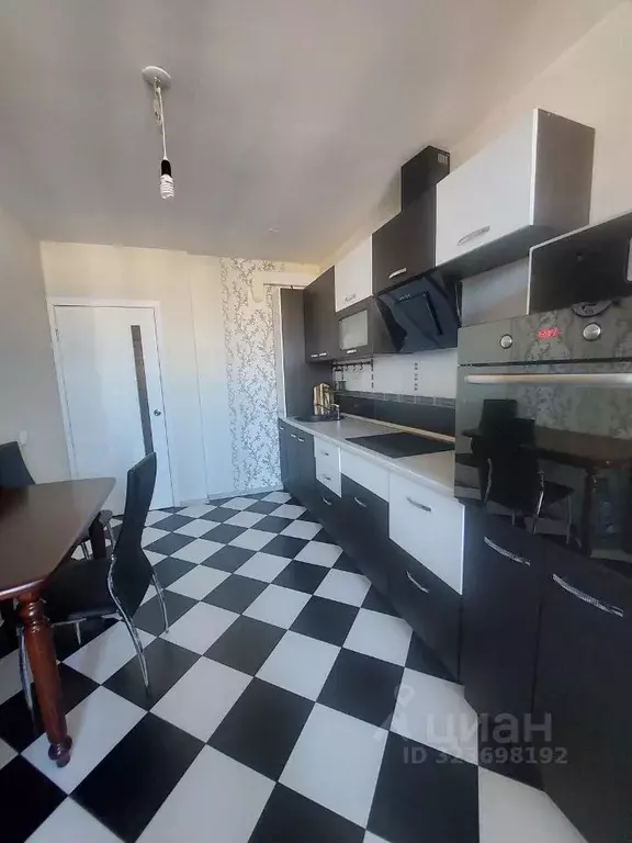 2-к кв. Свердловская область, Екатеринбург ул. Таватуйская, 1Г (54.6 ... - Фото 1