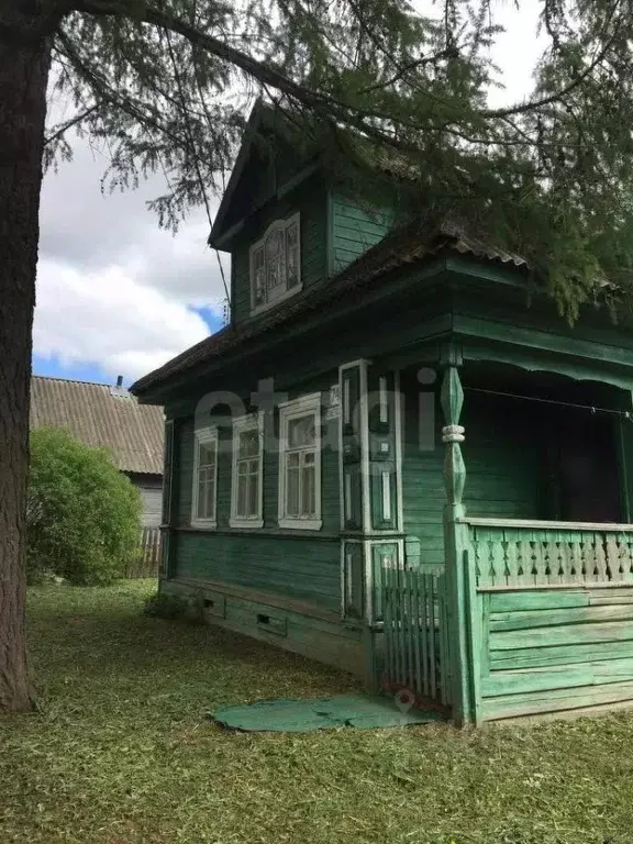 Дом в Тверская область, Старицкий муниципальный округ, с. Луковниково  ... - Фото 1