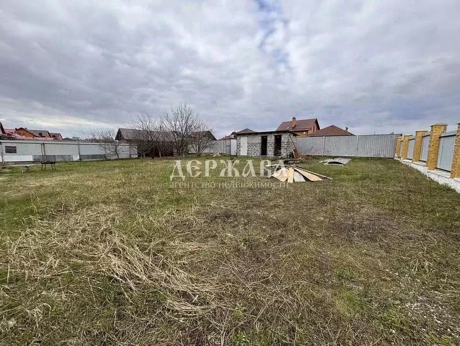 Участок в Белгородская область, Старый Оскол Пушкарская дача мкр,  ... - Фото 1