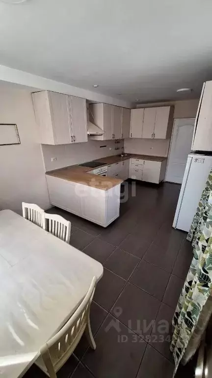 Таунхаус в Амурская область, Белогорск Звездный пер., 1 (281 м) - Фото 1