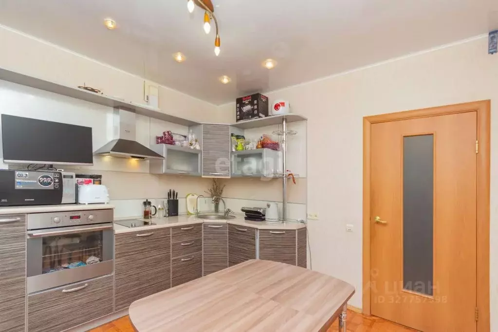 2-к кв. Тюменская область, Тюмень ул. Московский Тракт, 87к2 (57.0 м) - Фото 1