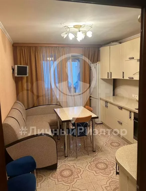 1-к. квартира, 42,2 м, 3/10 эт. - Фото 1
