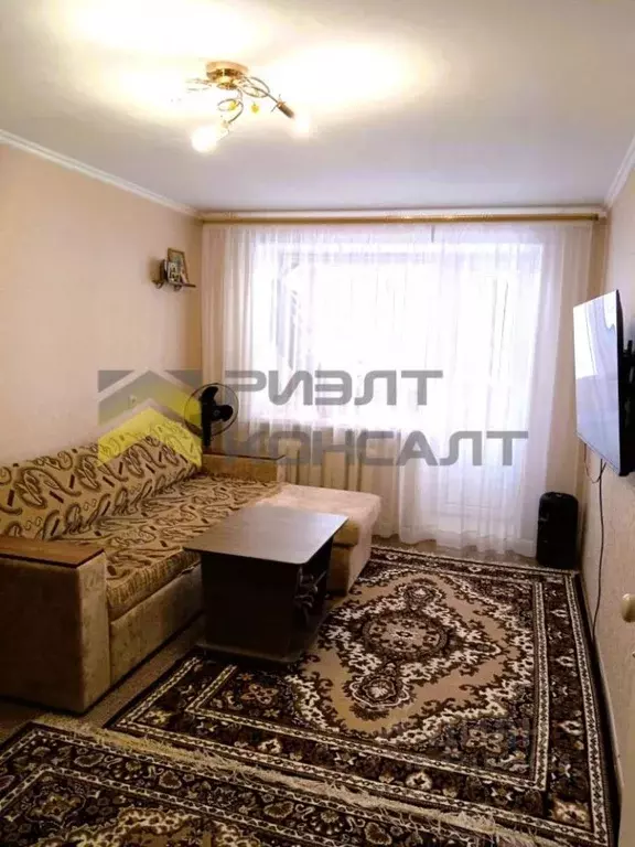 2-к кв. Омская область, Омск просп. Мира, 131 (41.6 м) - Фото 0
