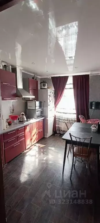 3-к кв. Вологодская область, Сокол Продольная ул., 18 (67.7 м) - Фото 1