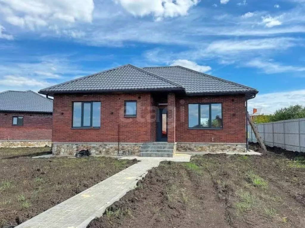 Дом в Белгородская область, Белгородский район, Никольское с/пос, с. ... - Фото 1