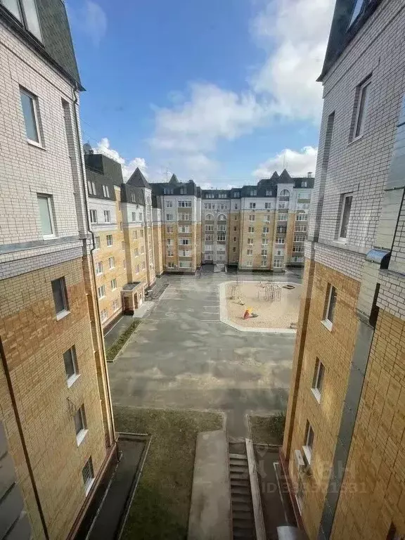 3-к кв. Тюменская область, Тюмень ул. Александра Логунова, 11 (130.8 ... - Фото 1