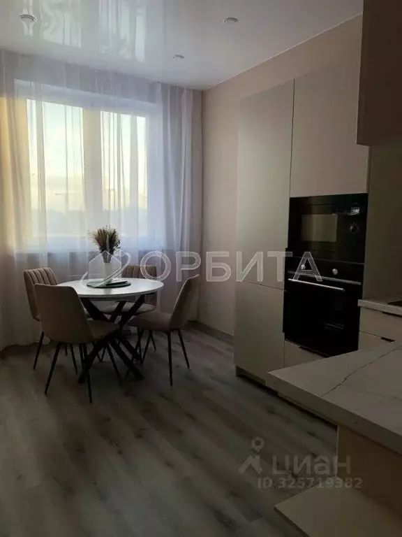 2-к кв. Тюменская область, Тюмень ул. 2-я Луговая, 24к3 (58.3 м) - Фото 1