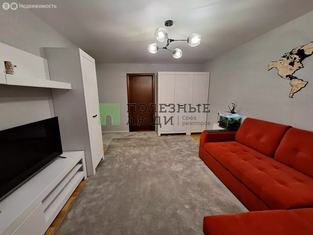 3-комнатная квартира: Ижевск, улица Михаила Петрова, 9 (53.2 м) - Фото 1