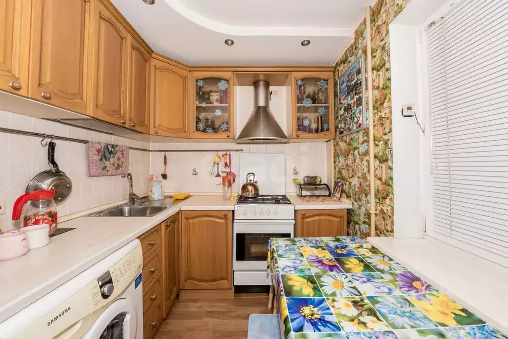 2-к кв. Вологодская область, Череповец Набережная ул., 49 (44.6 м) - Фото 1