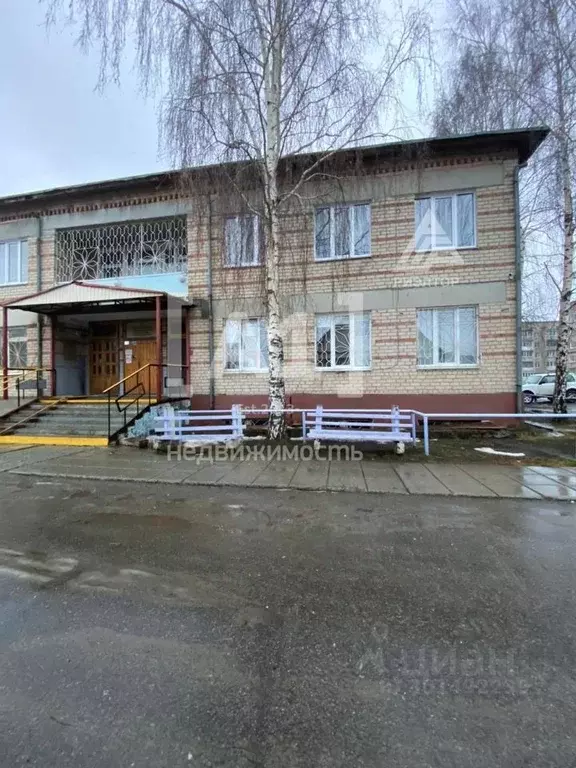 Помещение свободного назначения в Челябинская область, Верхний Уфалей ... - Фото 0