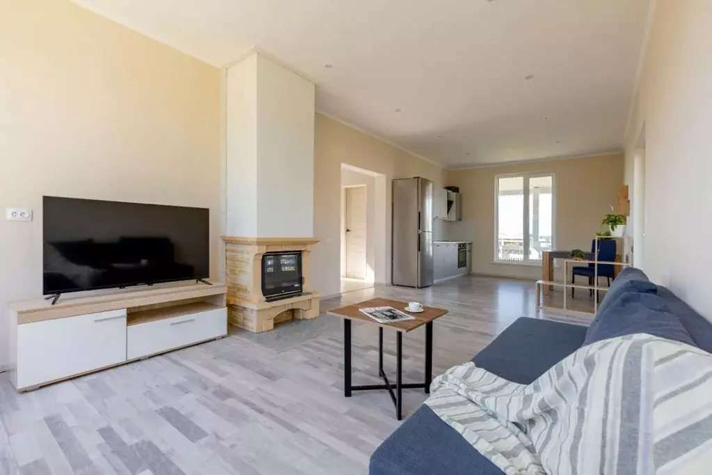 Дом в Ленинградская область, Ломоносовский район, Аннинское городское ... - Фото 1