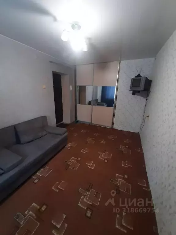 Комната Тюменская область, Тюмень Депутатская ул., 127 (12.0 м) - Фото 1