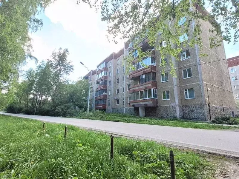 1-к кв. Свердловская область, Екатеринбург ул. Трактовая, 9 (33.9 м) - Фото 1