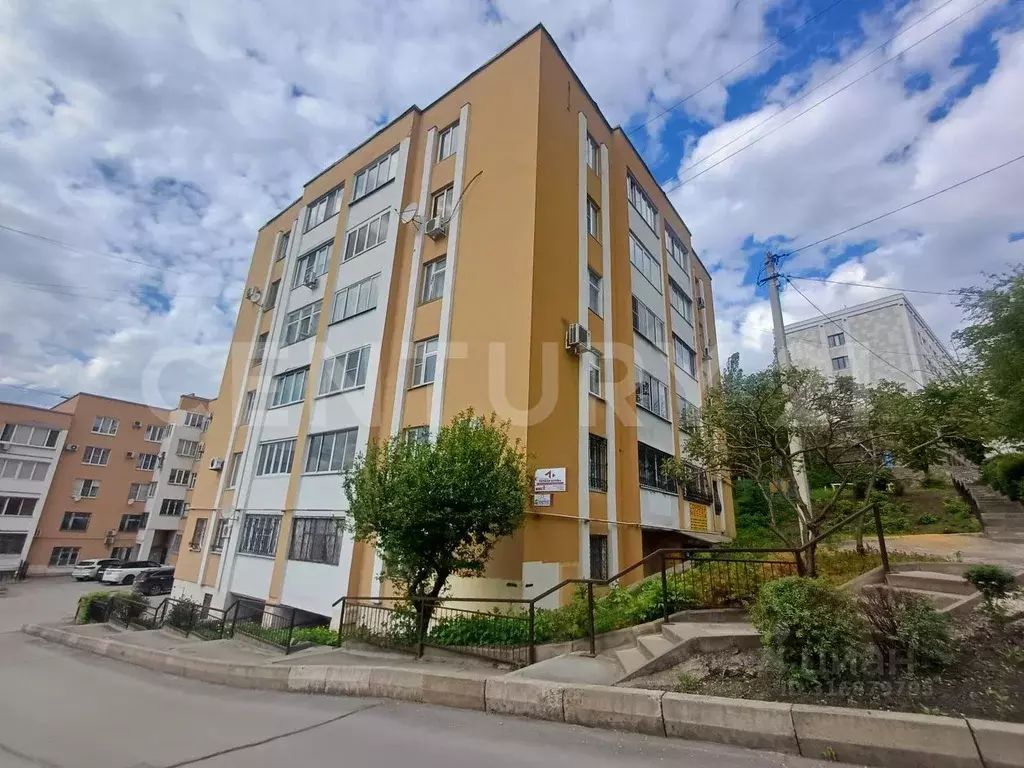 1-к кв. Липецкая область, Липецк Саперная ул., 1 (82.6 м) - Фото 0