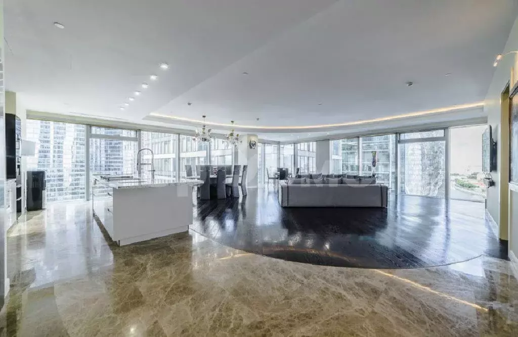 Продается 3-комнатная квартира - Фото 1