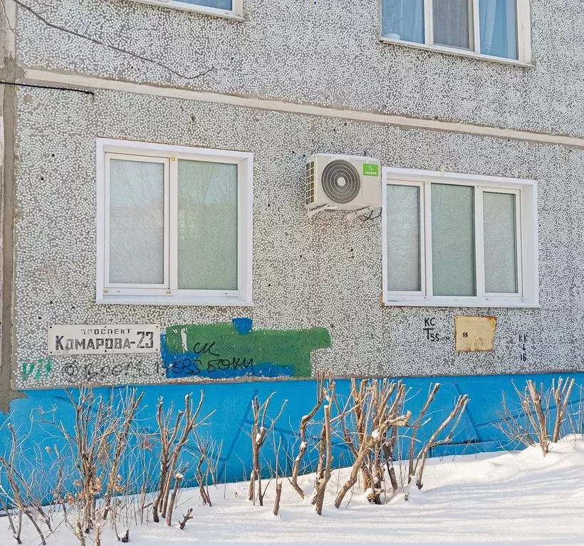 4-к кв. Омская область, Омск просп. Комарова, 23 (88.4 м) - Фото 2