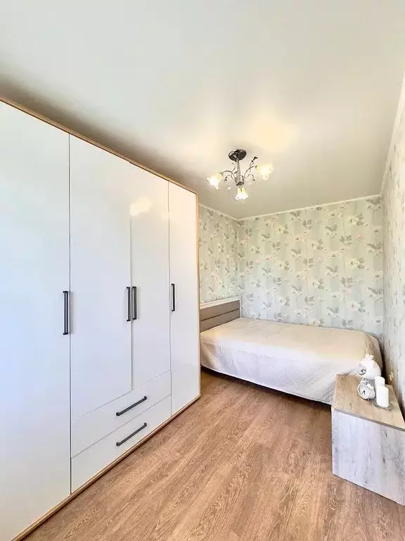 2-к кв. Татарстан, Казань ул. Чехова, 4 (50.0 м) - Фото 1