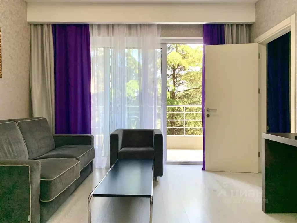 3-к кв. Крым, Алушта ул. Краснофлотская, 1к10 (60.0 м) - Фото 1