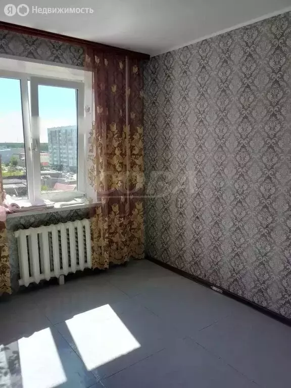 3-комнатная квартира: Тобольск, микрорайон 7А, 16 (65 м) - Фото 1