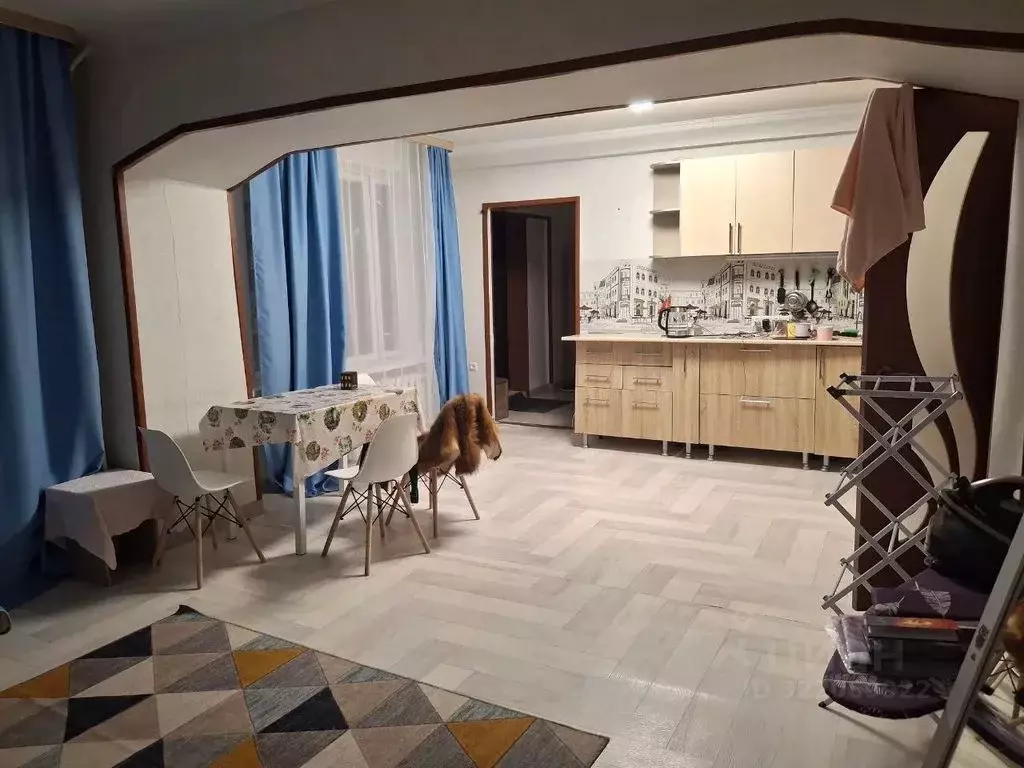 2-к кв. Ставропольский край, Ессентуки ул. Маркова, 65 (74.0 м) - Фото 0