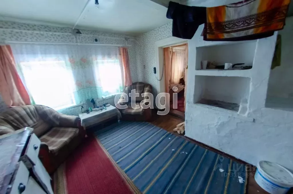 Дом в Курганская область, Шадринский муниципальный округ, с. ... - Фото 1