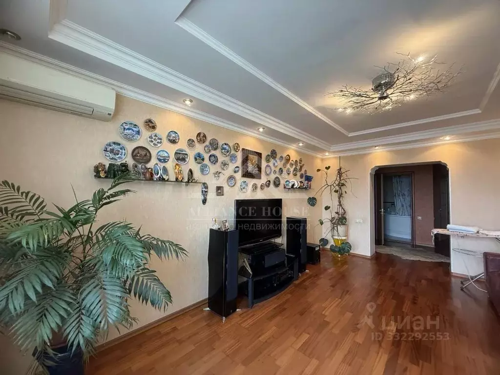 4-к кв. Татарстан, Казань ул. Космонавтов, 39б (113.0 м) - Фото 1