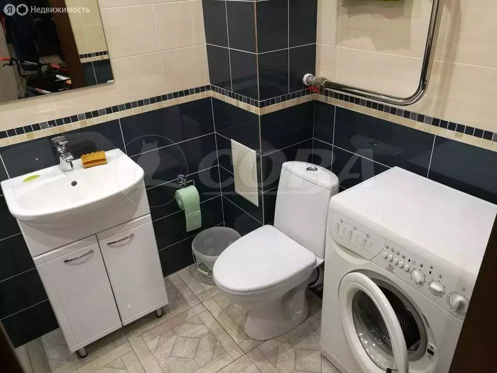 1-комнатная квартира: Тюмень, микрорайон Нефтяников, улица Пирогова, ... - Фото 1