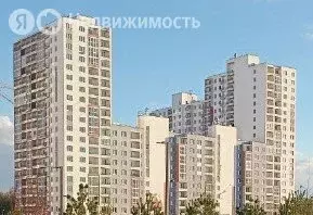 3-комнатная квартира: деревня Патрушева, улица Петра Ершова, 10 (70.5 ... - Фото 1
