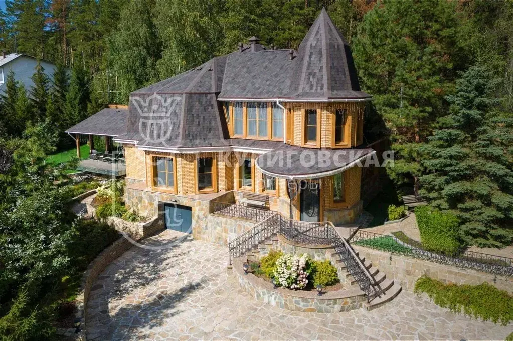 Коттедж в Свердловская область, Среднеуральск городской округ, д. ... - Фото 0
