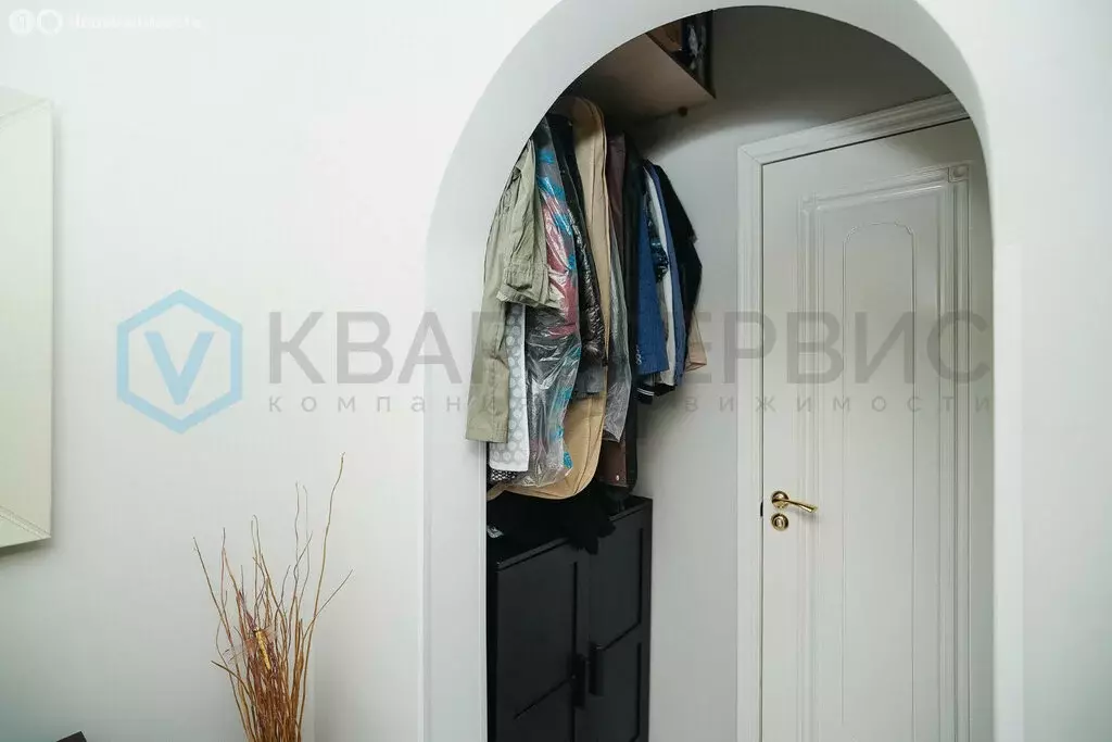 1-комнатная квартира: Омск, улица Арнольда Нейбута, 96/1 (36.7 м) - Фото 1