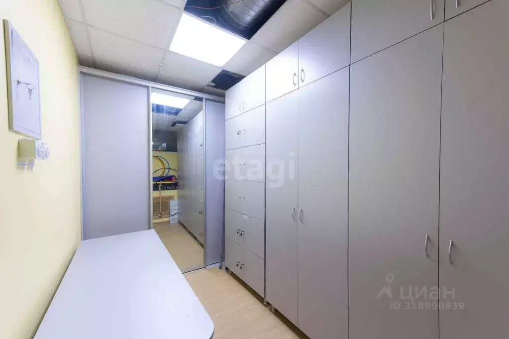 Помещение свободного назначения в Хабаровский край, Хабаровск ... - Фото 1