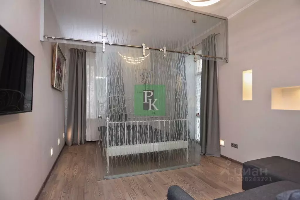 2-к кв. Севастополь ул. Ленина, 36 (50.6 м) - Фото 1