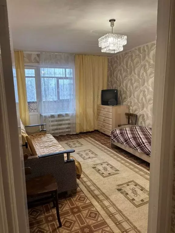 1-к. квартира, 35 м, 6/9 эт. - Фото 0