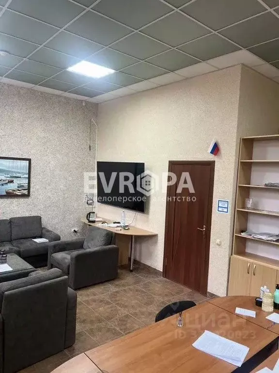 Офис в Ульяновская область, Ульяновск ул. Федерации, 50 (140 м) - Фото 2