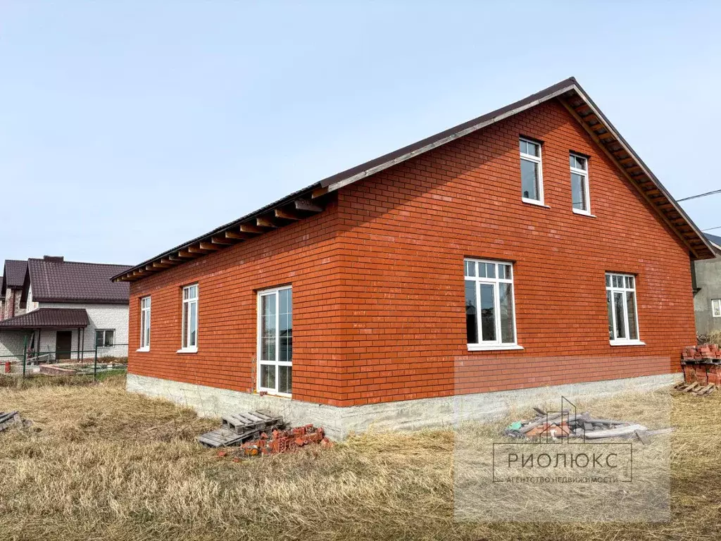 Дом в Челябинская область, Магнитогорск ул. Российская, 68 (120 м) - Фото 2