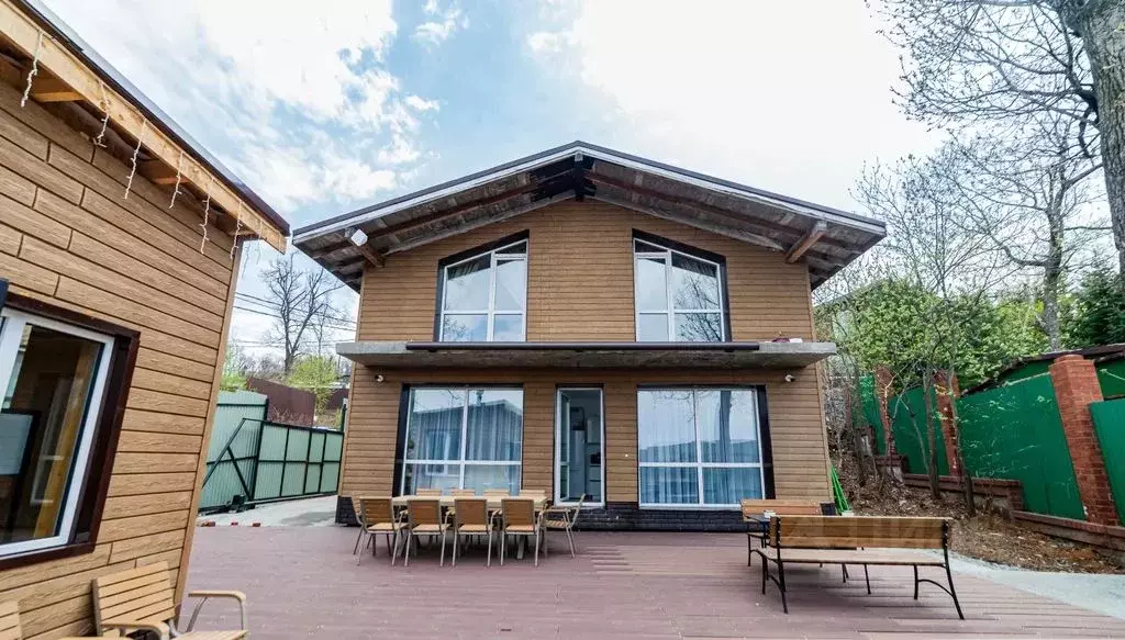 Дом в Приморский край, Владивосток ул. Вторая, 2Б (120 м) - Фото 1