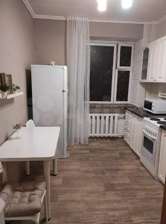 1-к. квартира, 40 м, 9/15 эт. - Фото 1